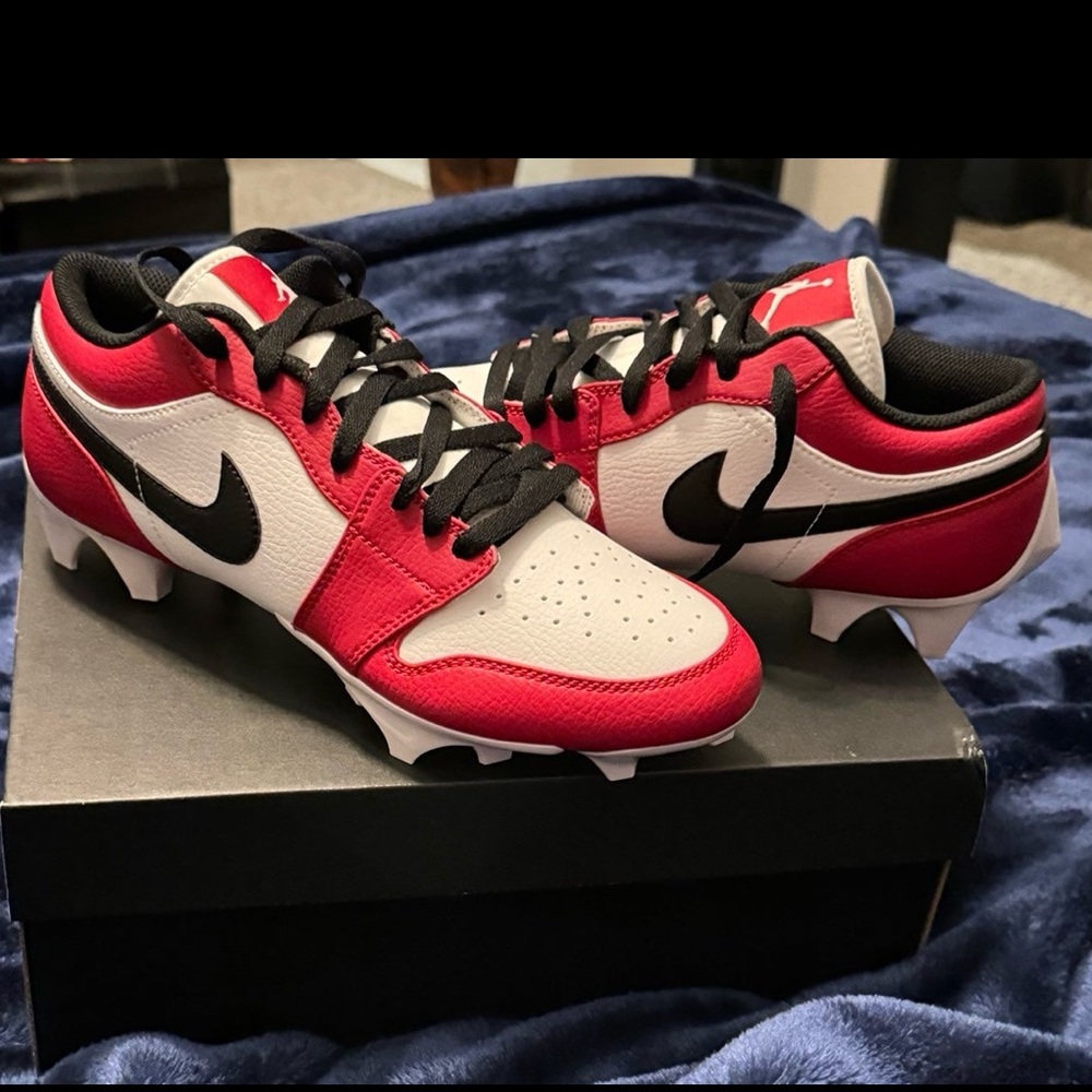 Jordan 1 Low TD Cleat Chicago 2023 Men’s Size 9 NEW FJ6245-106